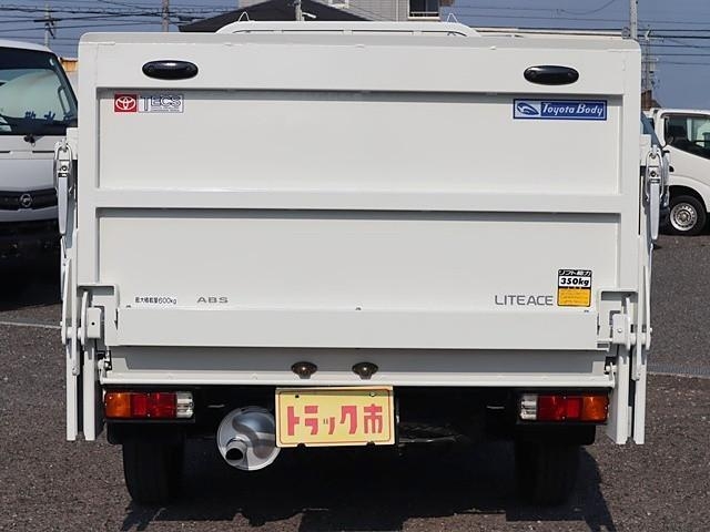 T24067044