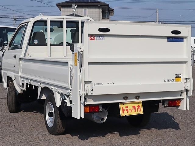 T24067044