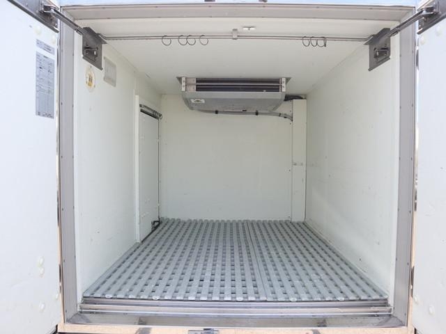 T24067082