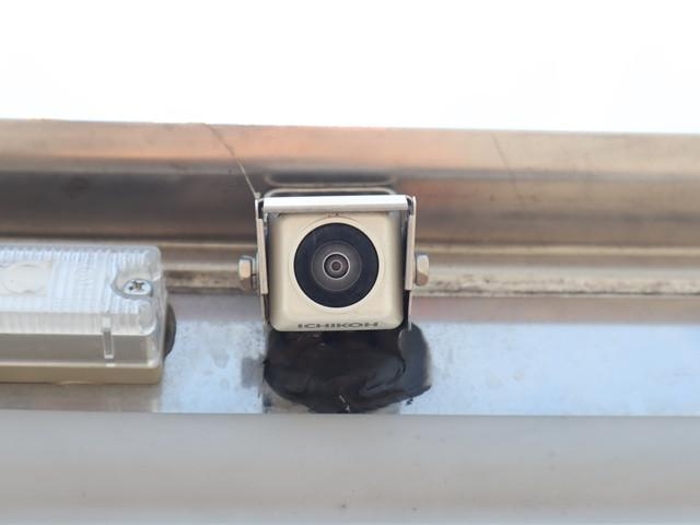 T24067082