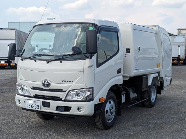 TOYOTA DYNA 2025