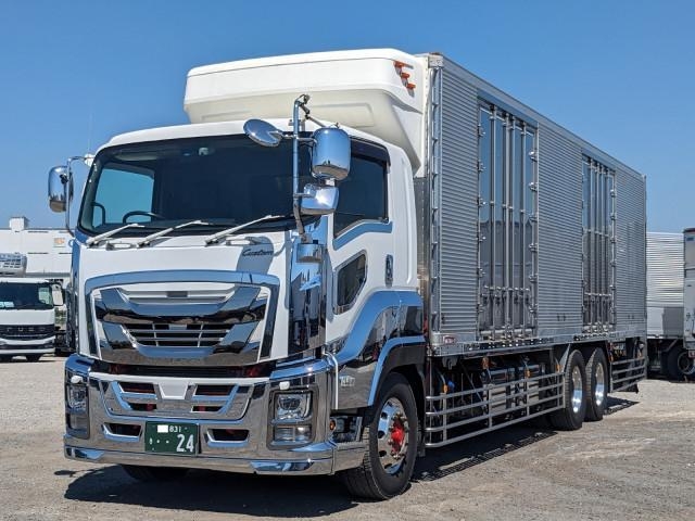 ISUZU GIGA 2019