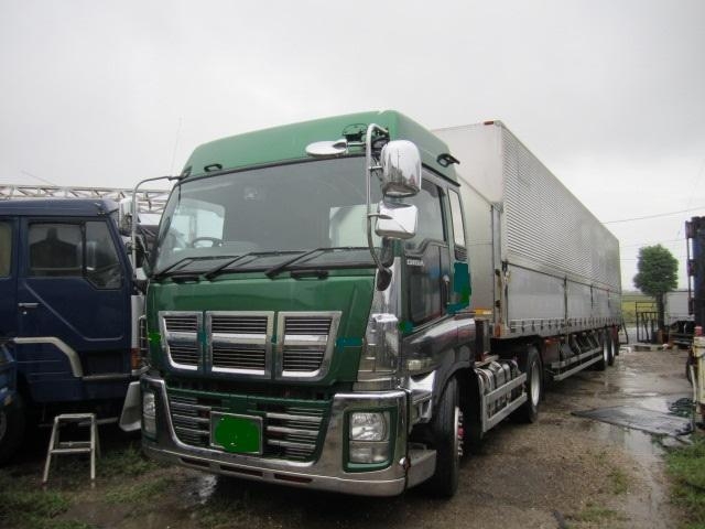 ISUZU GIGA 2012