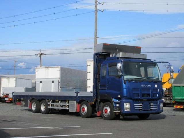 ISUZU GIGA 2013