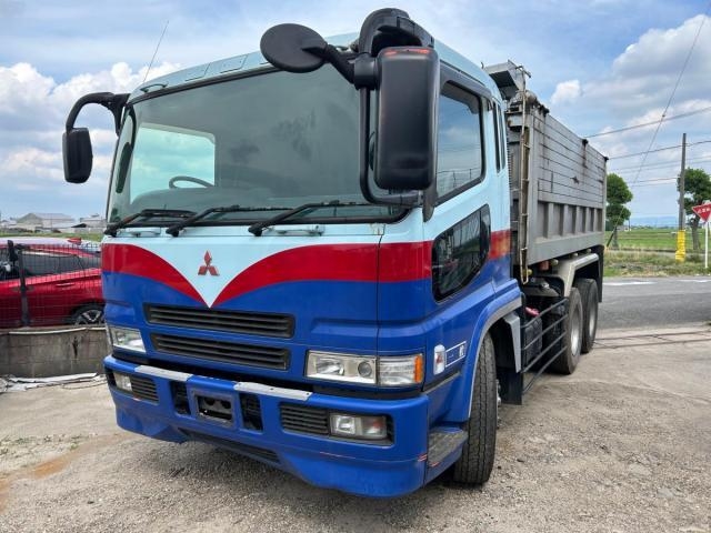 MITSUBISHI SUPER GREAT 2001