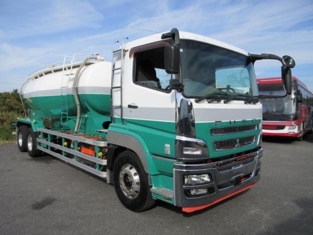 MITSUBISHI SUPER GREAT 2013