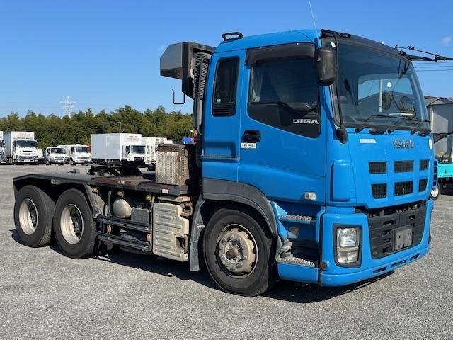 ISUZU GIGA 2012