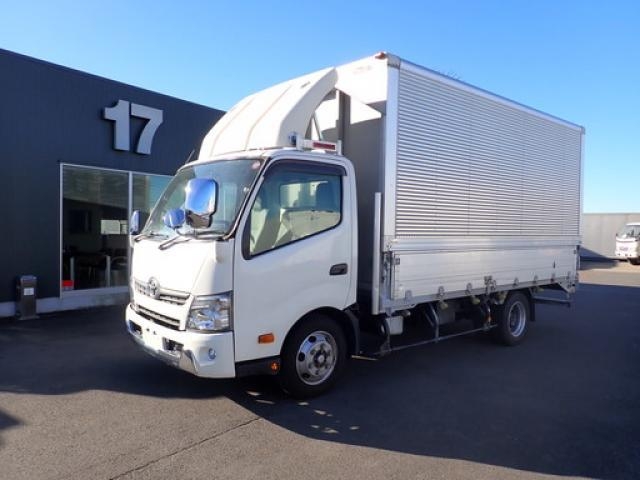 TOYOTA DYNA 2017