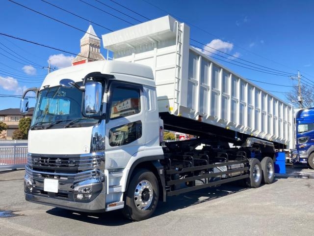 MITSUBISHI SUPER GREAT 2025