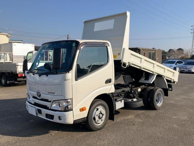 TOYOTA DYNA 2024