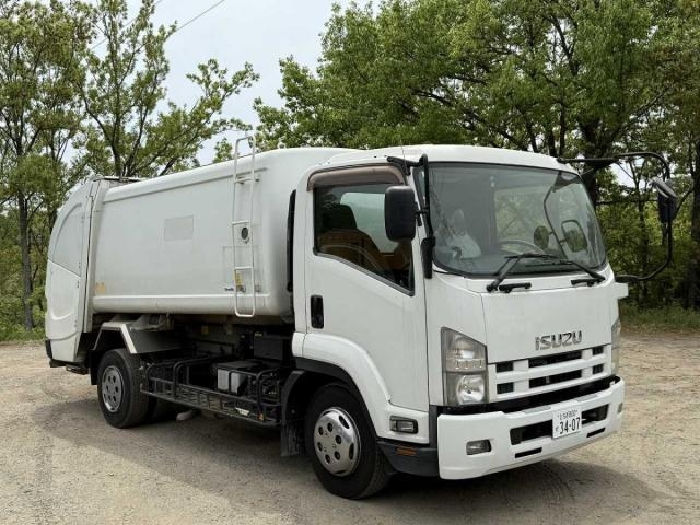 ISUZU FORWARD JUSTON 2012