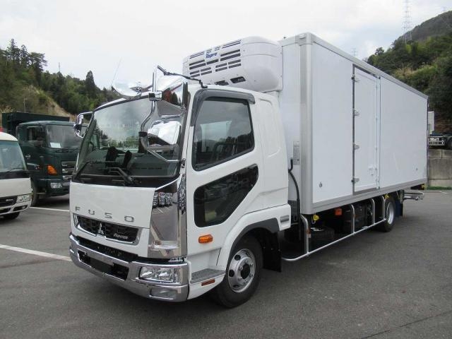 MITSUBISHI CANTER GUTS 2025