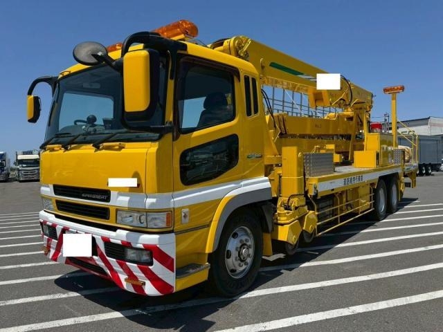 MITSUBISHI SUPER GREAT 2003