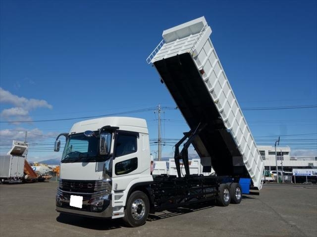 MITSUBISHI SUPER GREAT 2025