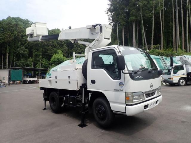 NISSAN ATLAS MAX 2003