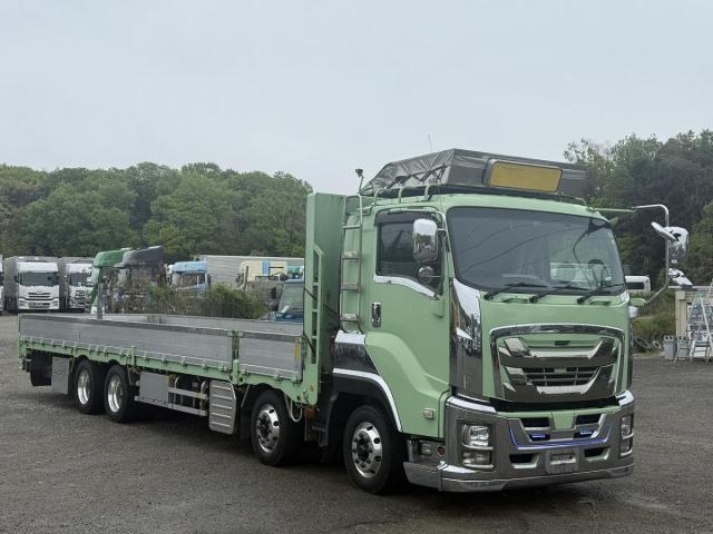 ISUZU GIGA 2017
