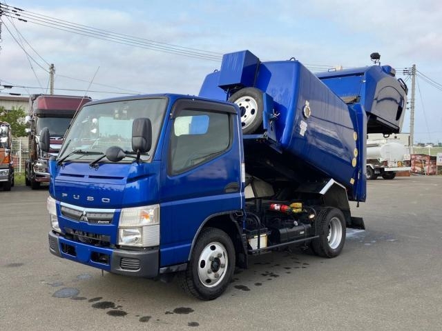 MITSUBISHI CANTER GUTS 2017
