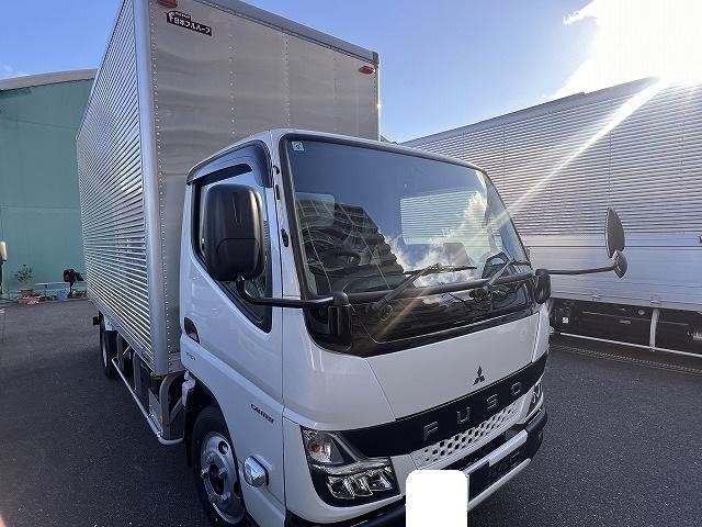 MITSUBISHI CANTER GUTS 2025