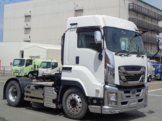 ISUZU GIGA 2018