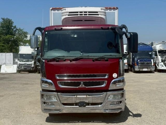 MITSUBISHI SUPER GREAT 2010