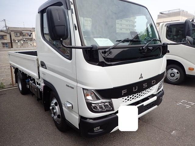 MITSUBISHI CANTER GUTS 2024