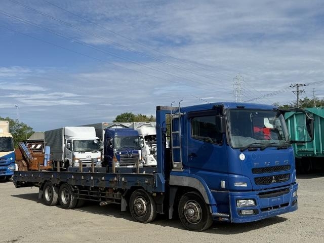 MITSUBISHI SUPER GREAT 2014