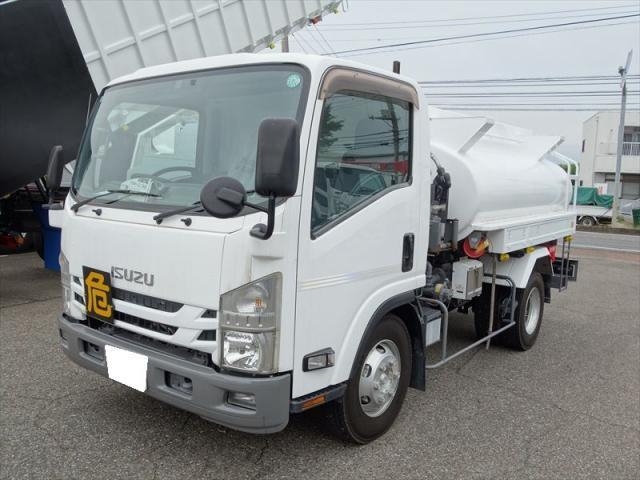 ISUZU ELF UT 2016