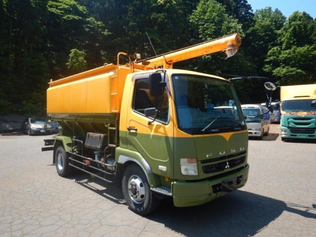 MITSUBISHI FIGHTER MIGNON 2006