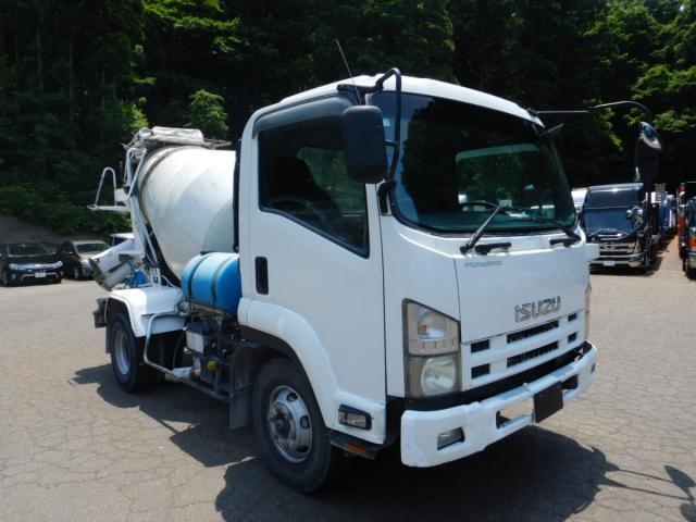 ISUZU FORWARD JUSTON 2009