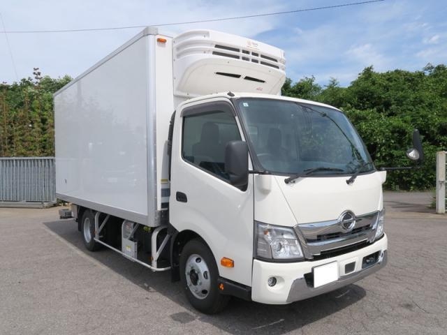 HINO DUTRO 2024