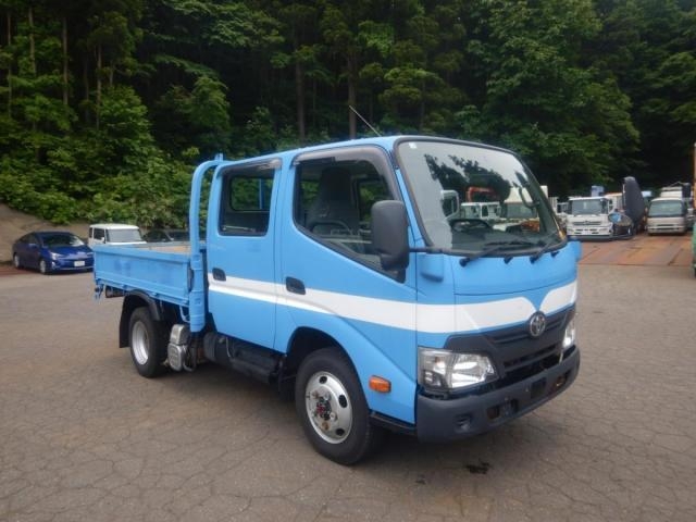TOYOTA DYNA 2017