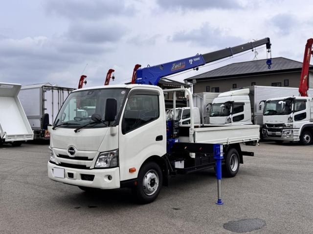 HINO DUTRO 2024