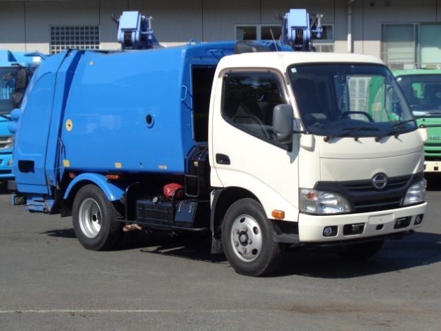 HINO DUTRO 2015