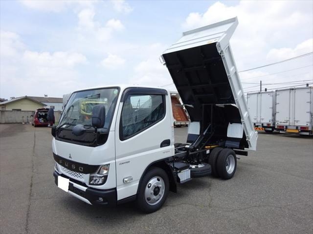 MITSUBISHI CANTER GUTS 2024