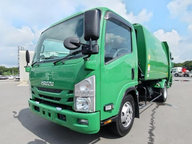 ISUZU ELF UT 2017