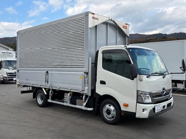 HINO DUTRO 2024