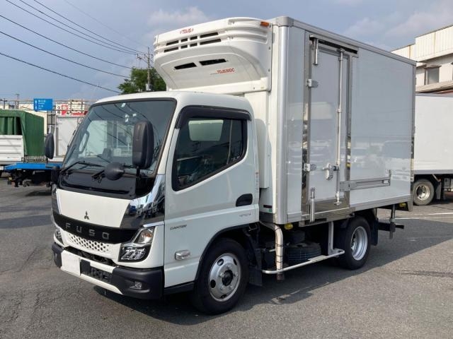 MITSUBISHI CANTER GUTS 2023