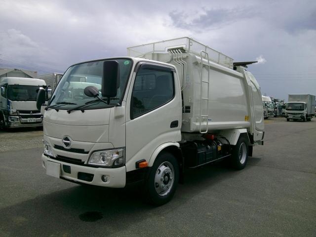 HINO DUTRO 2024