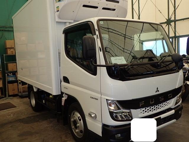MITSUBISHI CANTER GUTS 2025