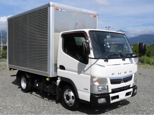 MITSUBISHI CANTER GUTS 2017