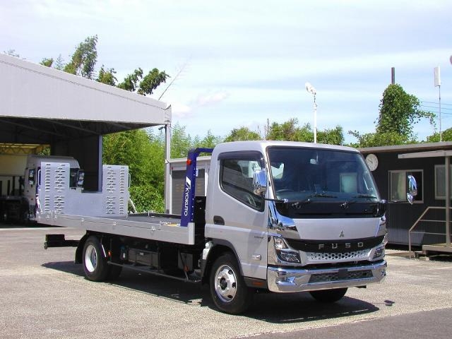 MITSUBISHI CANTER GUTS 2024