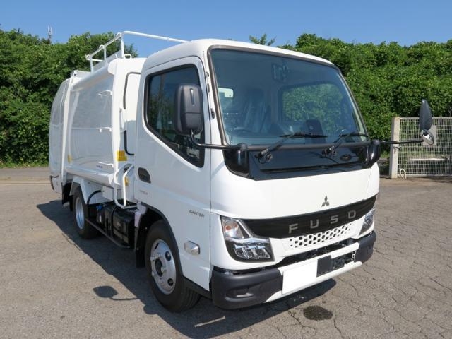 MITSUBISHI CANTER GUTS 2025
