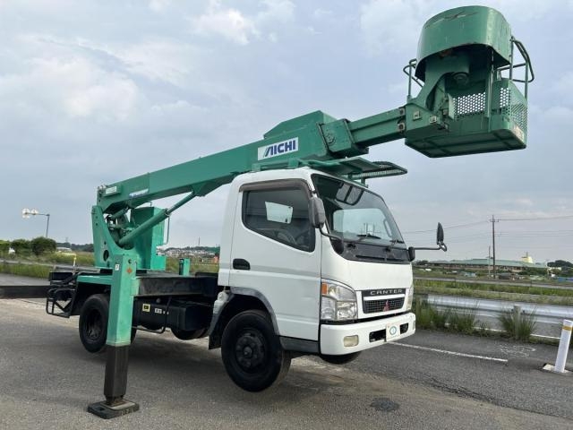 MITSUBISHI CANTER GUTS 2003