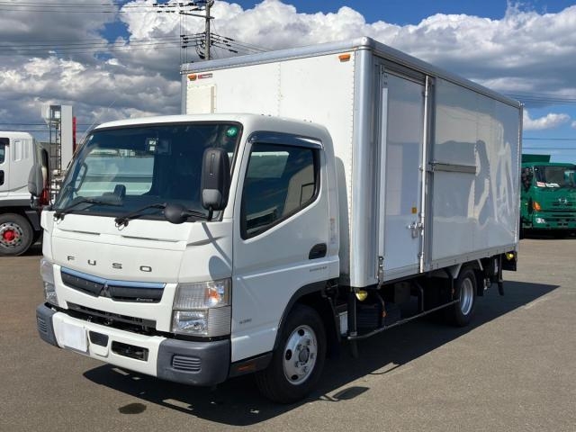 MITSUBISHI CANTER GUTS 2020