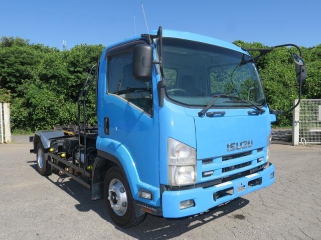 ISUZU FORWARD JUSTON 2011