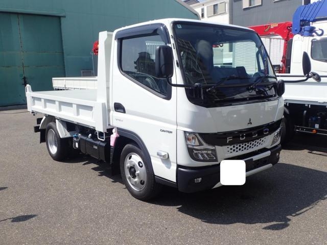MITSUBISHI CANTER GUTS 2025