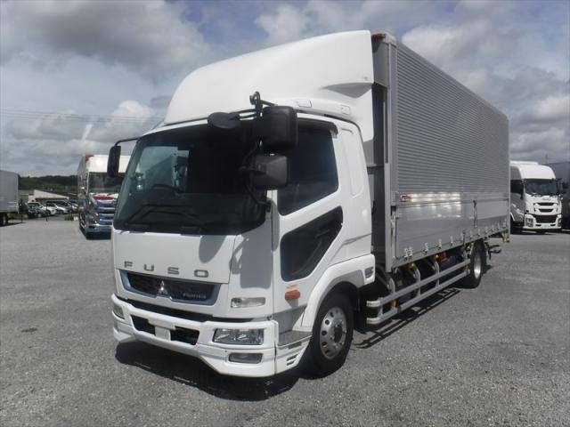 MITSUBISHI FIGHTER MIGNON 2017