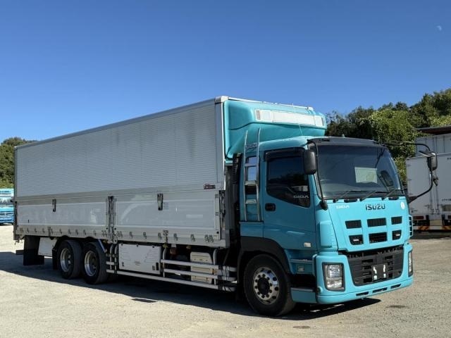 ISUZU GIGA 2016