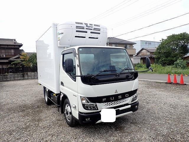 MITSUBISHI CANTER GUTS 2025