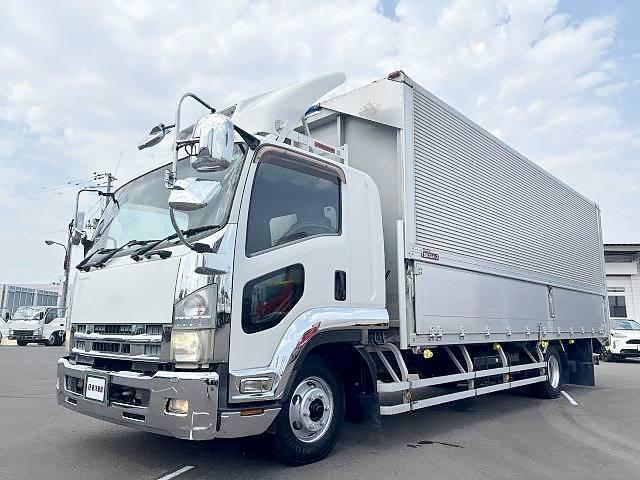 ISUZU FORWARD JUSTON 2011